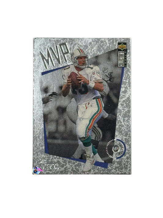 1996 Upper Deck Collectors Choice MVP #M25 Dan Marino (Miami Dolphins)